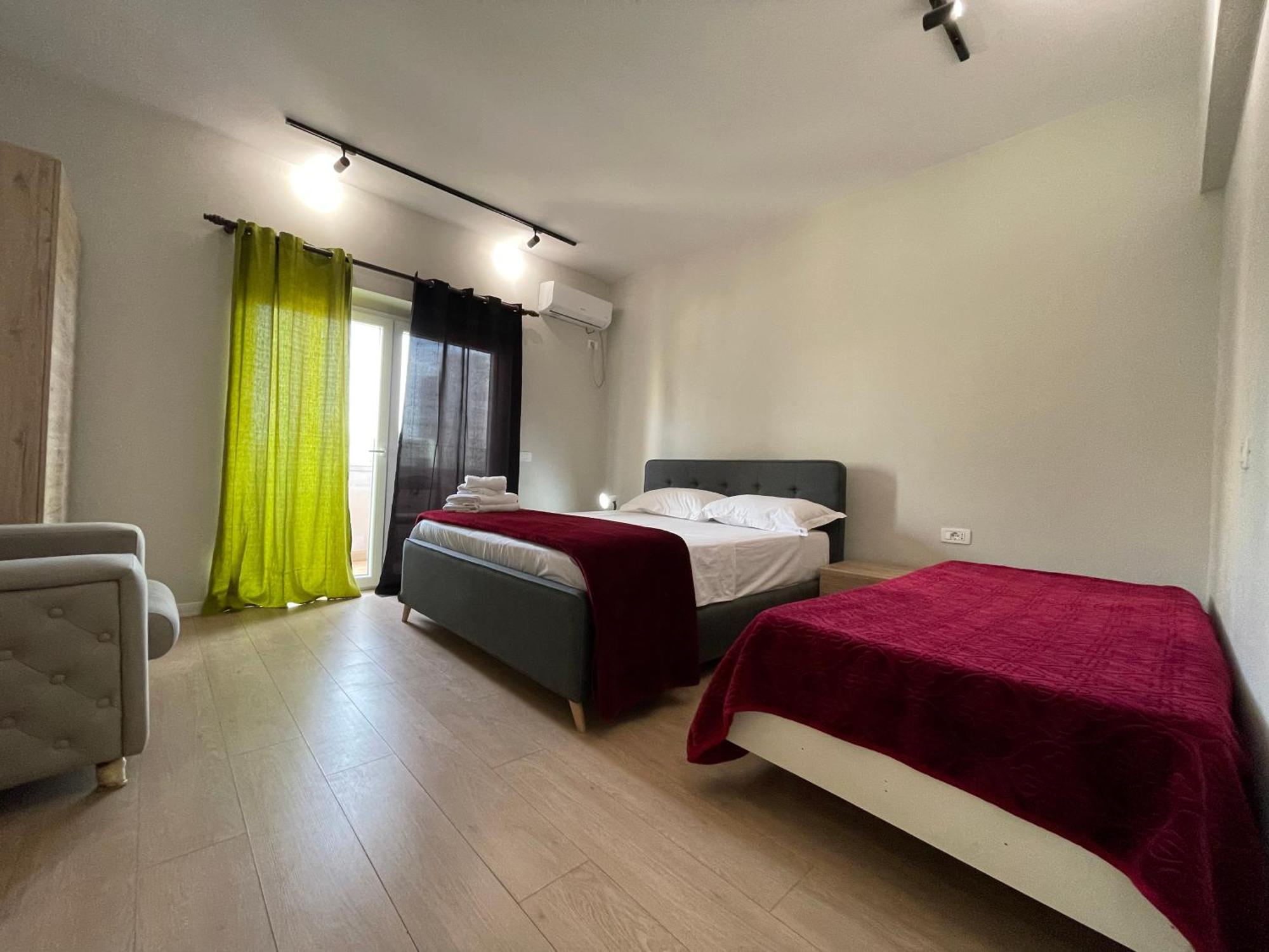 Downtown View Modern Apartment Tiranë Ngoại thất bức ảnh